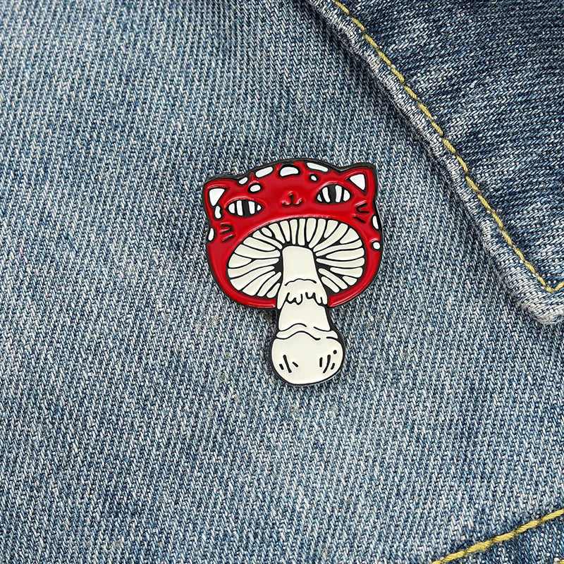 The Catshroom Pin