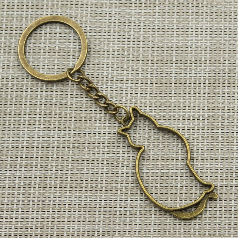 Graceful Feline Outline Keychain
