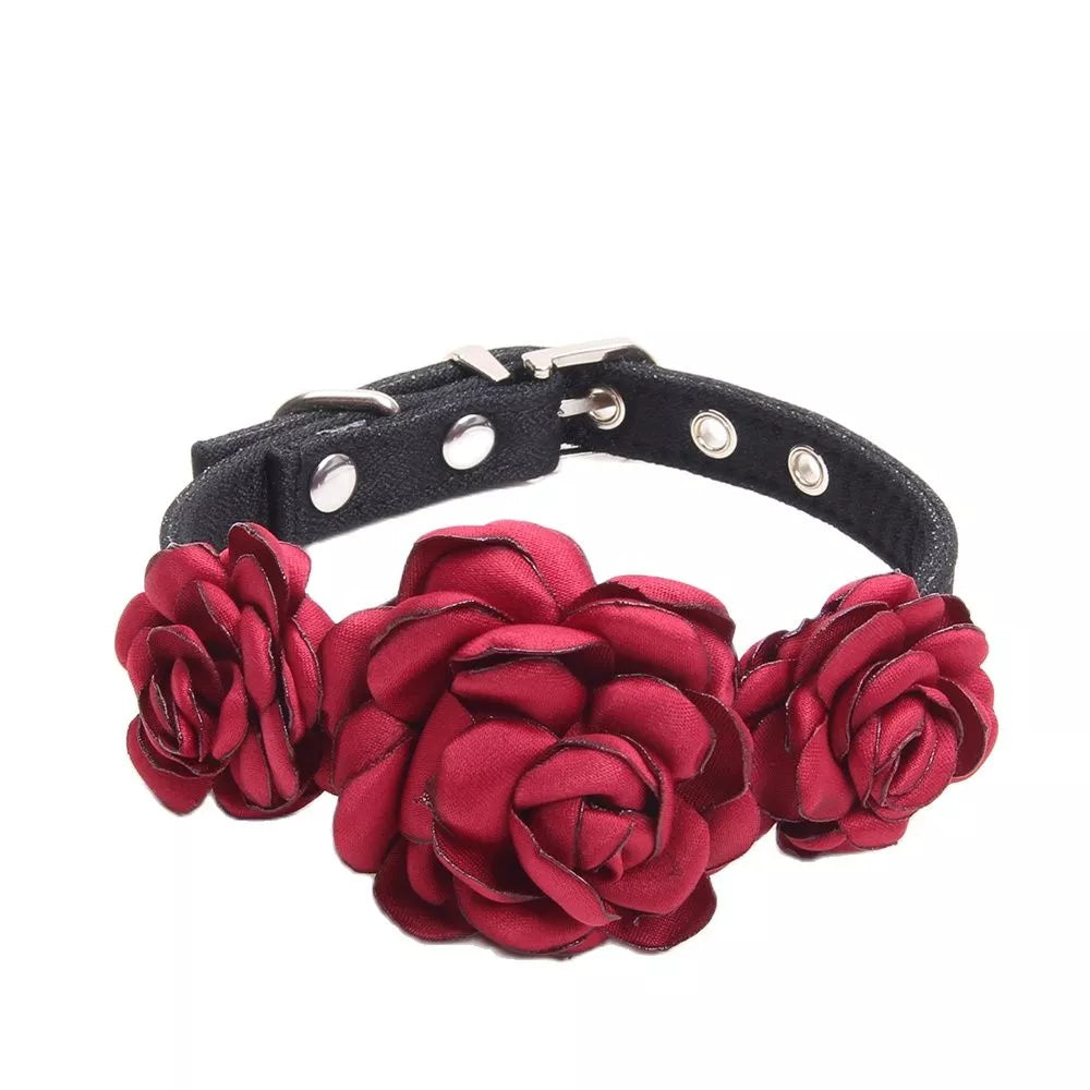 The Roses Collar