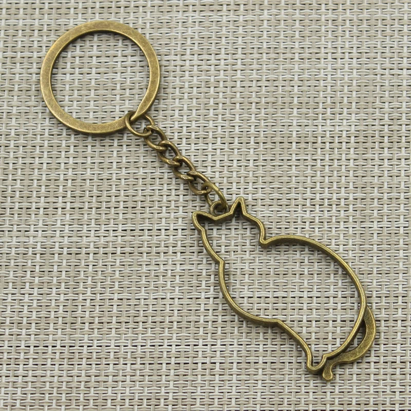 Graceful Feline Outline Keychain