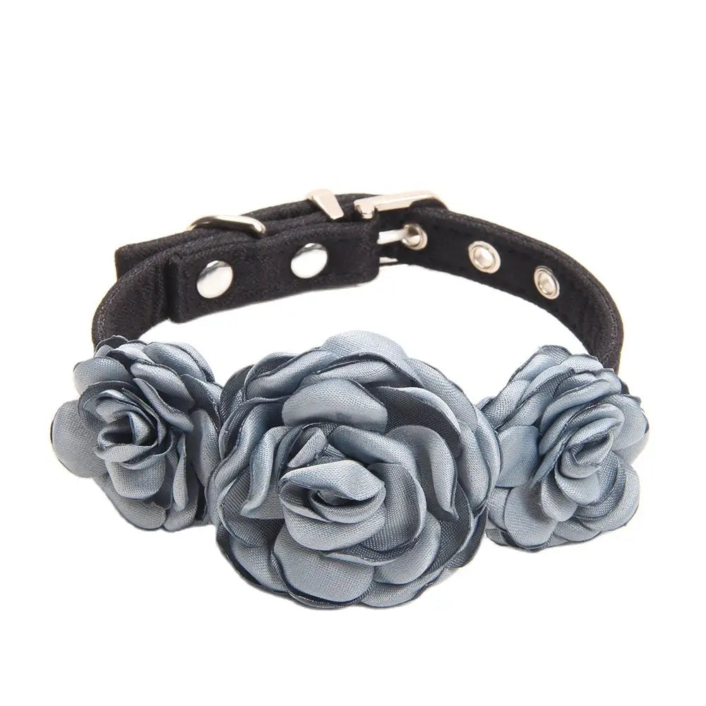The Roses Collar